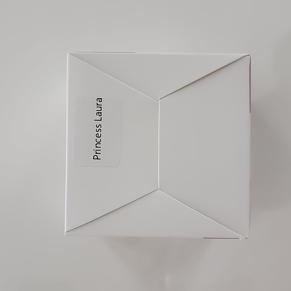 Crystal Infused Coconut Soy Wax Scented Glass Candle Housewarming Gift for Women - Picture 8 of 8